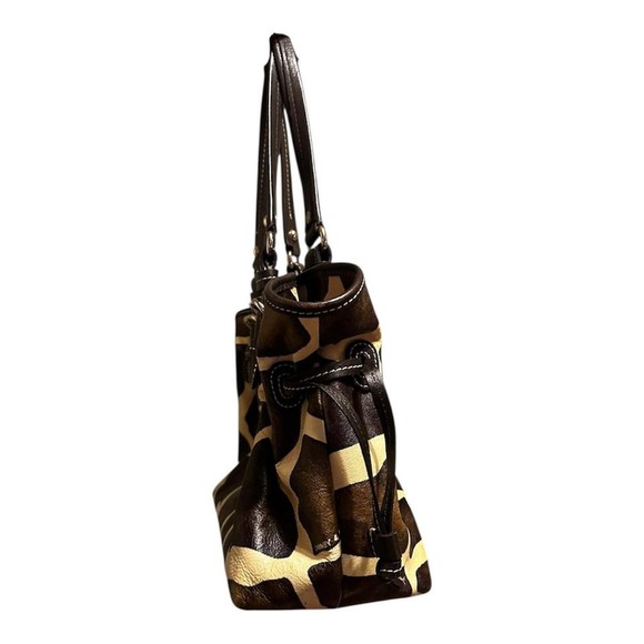 Brown and tan leather giraffe Dooney and bourke - Picture 3 of 7